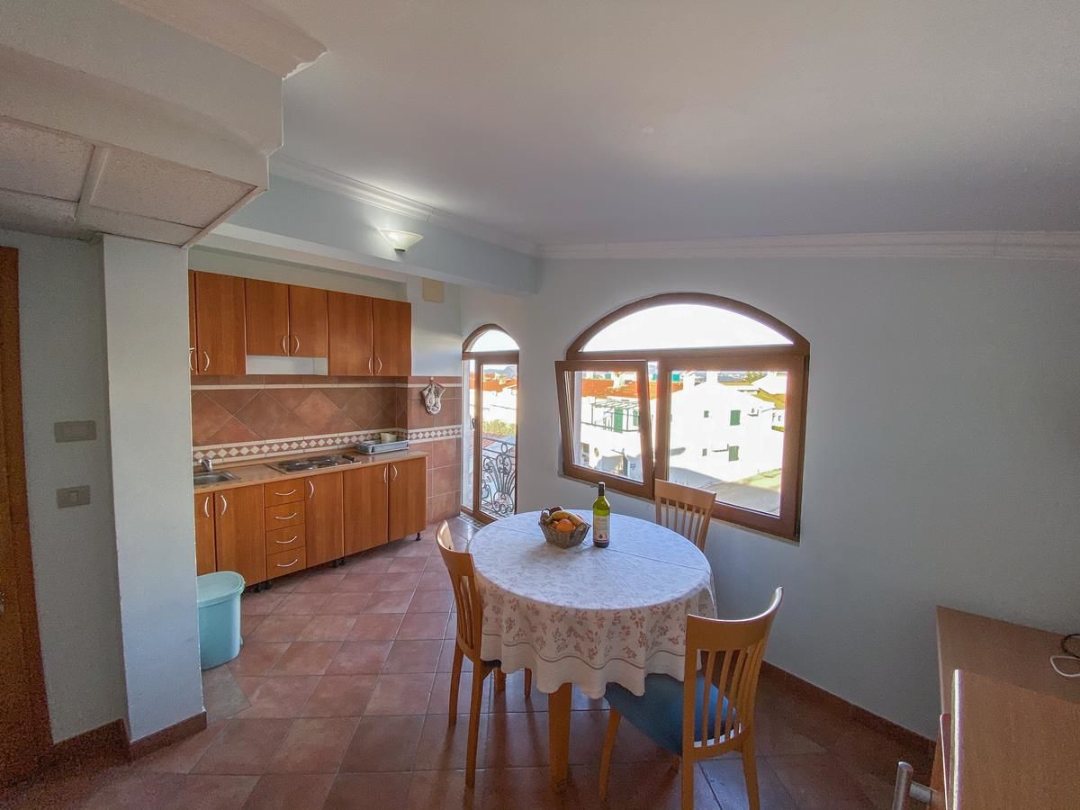 Отели типа «постель и завтрак» Apartments and Rooms Levantin Inn Свети-Стефан