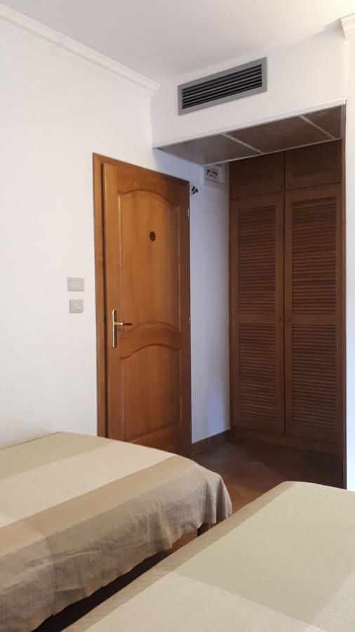 Отели типа «постель и завтрак» Apartments and Rooms Levantin Inn Свети-Стефан