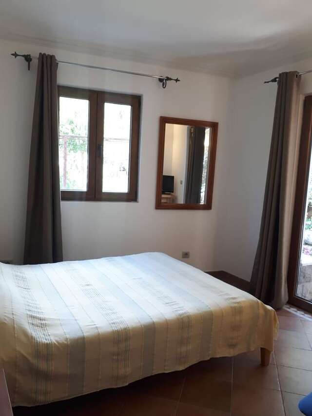 Отели типа «постель и завтрак» Apartments and Rooms Levantin Inn Свети-Стефан-24