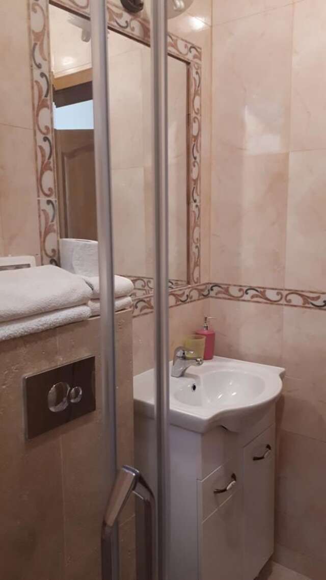 Отели типа «постель и завтрак» Apartments and Rooms Levantin Inn Свети-Стефан-28